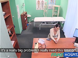 FakeHospital physician gets luxurious patients pussy humid